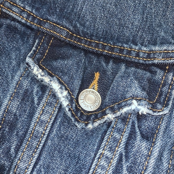 Levi’s Jacket - Picture 6 of 8